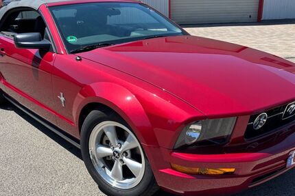 Ford Mustang 27.000 km 22.000 &euro; Hagenbach 76767