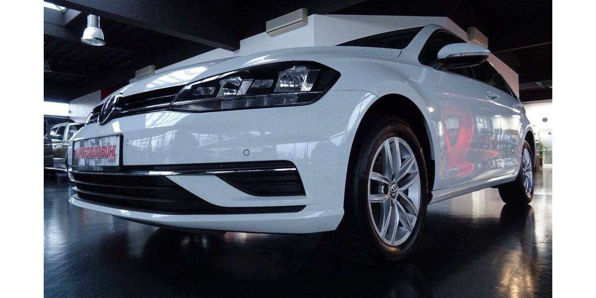 VW Golf 130.284 km 15.890 &euro; Bühl 77815