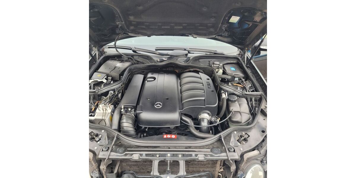 Mercedes-Benz 220 360.000 km 2.800 &euro; Sinzheim 76547