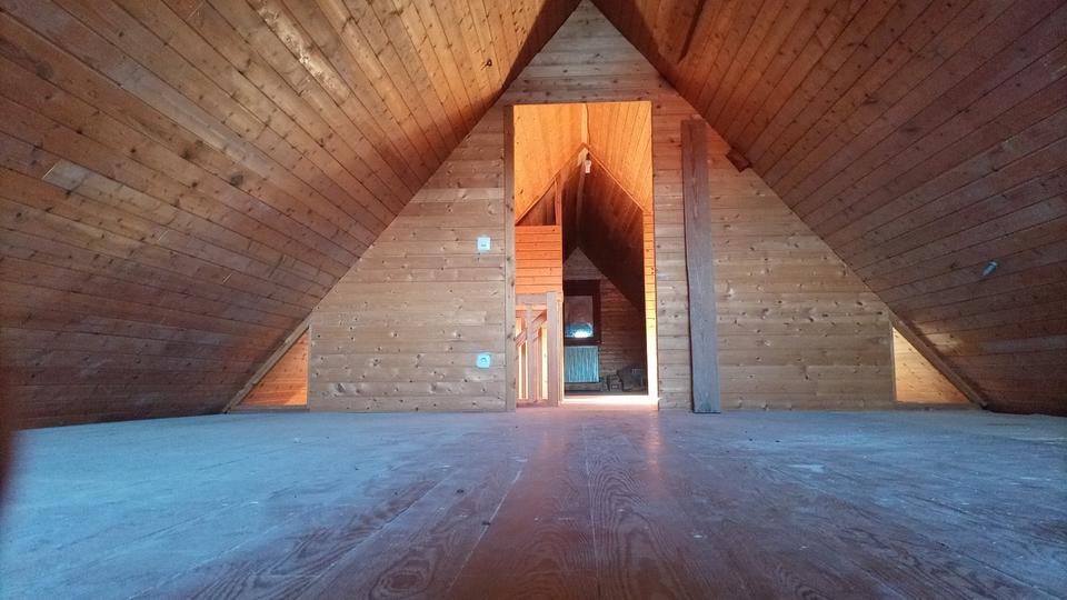 Mehrfamilienhaus, Wohnhaus Seewald - 8 Zimmer, 221 m&sup2;, 265.000&euro; | Angebot:26038782