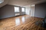 Dachgeschoßwohnung Straubenhardt - 2.5 Zimmer, 65 m&sup2;, 165.000&euro; | Angebot:25877711
