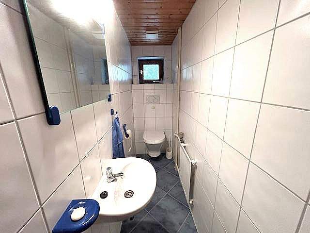 Einfamilienhaus Neuenbürg - 6 Zimmer, 161 m&sup2;, 395.000&euro; | Angebot:25877495