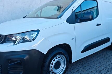 Peugeot Partner 180.000 km 6.990 &euro; Ötigheim 76470