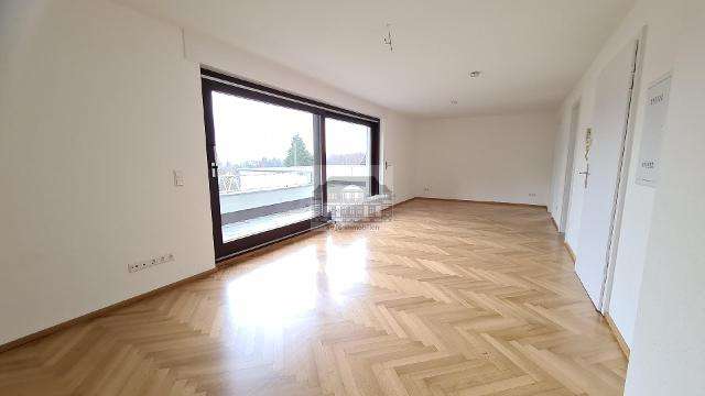 Etagenwohnung Baden-Baden Baden - 1.5 Zimmer, 69 m&sup2;, 650&euro; | Angebot:25893551