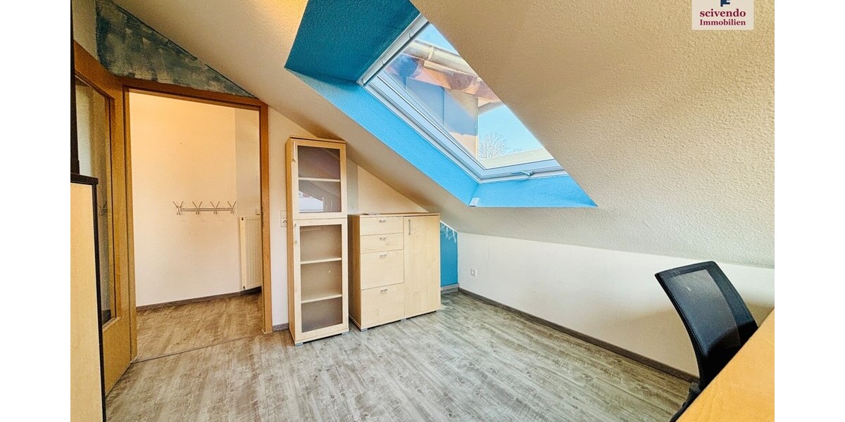 Helle DG-Wohnung mit Balkon Nähe PF/KA - 3- Straubenhardt | Angebot:25567691