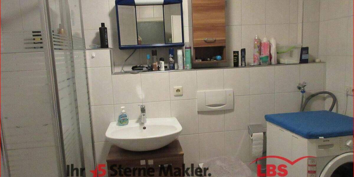 Reihenmittelhaus Bad Herrenalb - 4 Zimmer, 108 m&sup2;, 1.300&euro; | Angebot:26569088