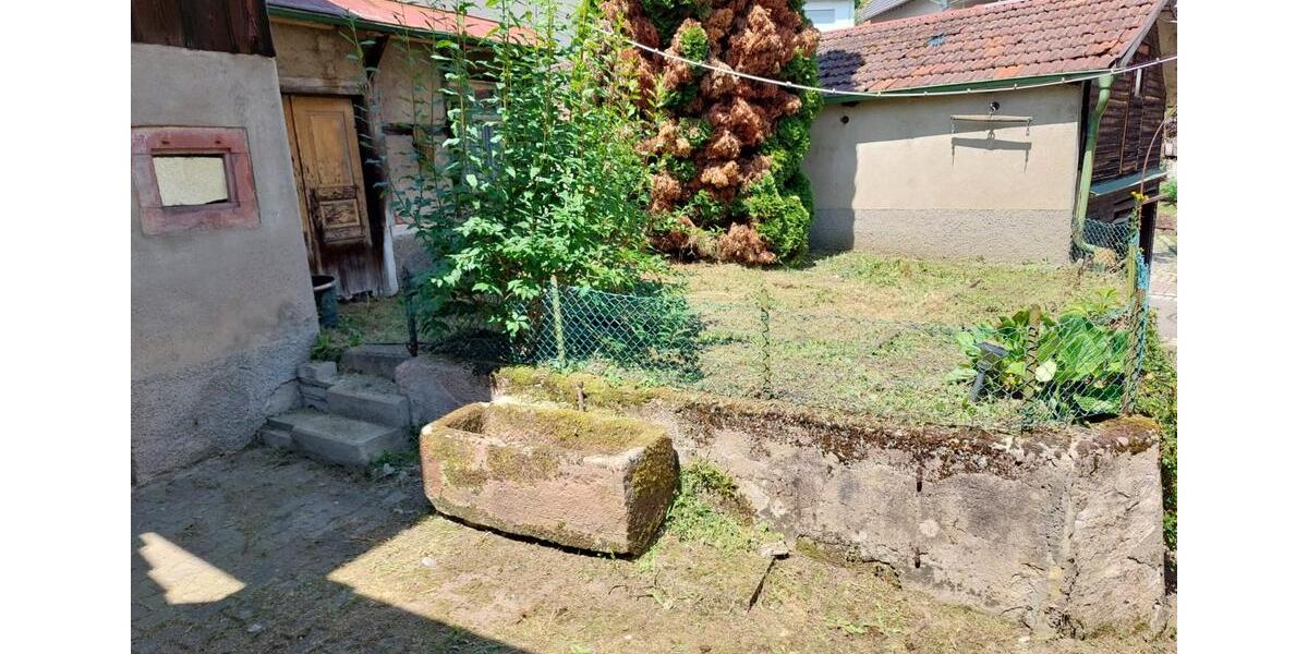 Einfamilienhaus Weisenbach - 8 Zimmer, 160 m&sup2;, 170.000&euro; | Angebot:25320280