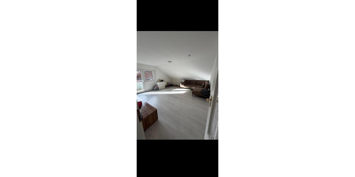 Dachgeschoßwohnung Bad Wildbad - 3 Zimmer, 90 m&sup2;, 740&euro; | Angebot:25811372