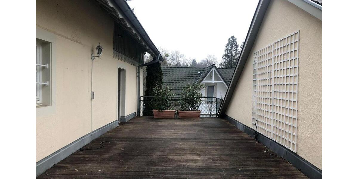 Etagenwohnung Baden-Baden Baden - 3.5 Zimmer, 151 m&sup2;, 1.736&euro; | Angebot:24798681