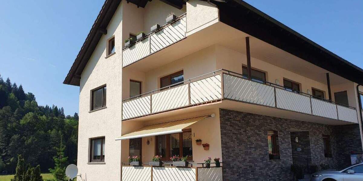 Etagenwohnung Enzklösterle Lappach - 5 Zimmer, 189 m&sup2;, 349.000&euro; | Angebot:25702710