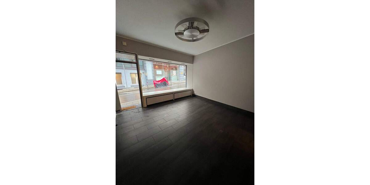 Gewerbeobjekt Baden-Baden Innenstadt - 1 Zimmer, 500&euro; | Angebot:25708255