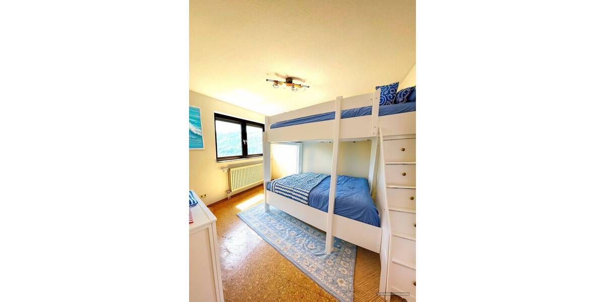 Einfamilienhaus Neuenbürg - 8 Zimmer, 185 m&sup2;, 439.000&euro; | Angebot:25725750