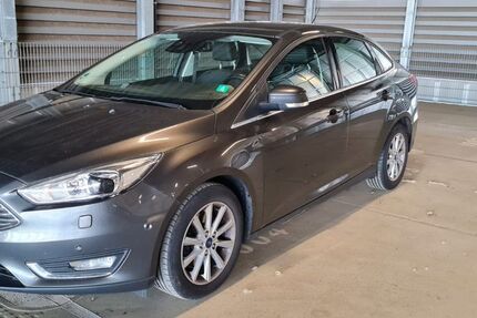 Ford Focus 88.500 km 7.490 &euro; Baden-Baden 76530