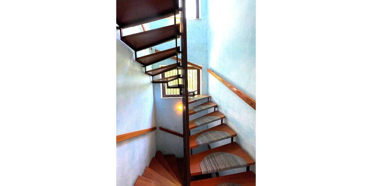 Einfamilienhaus Neuenbürg - 8 Zimmer, 185 m&sup2;, 439.000&euro; | Angebot:25725750