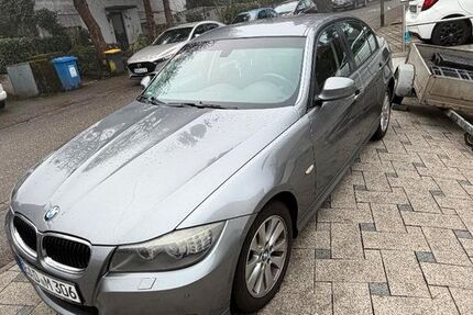 BMW 318 250.000 km 5.350 &euro; Baden-Baden 76532