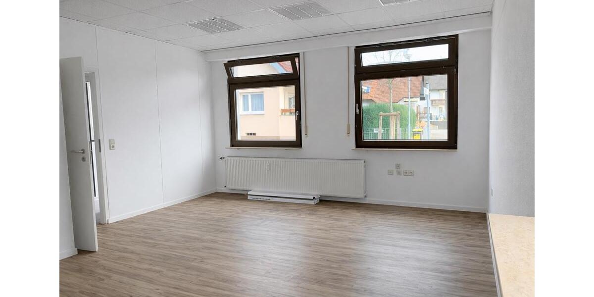 Gewerbeobjekt Baden-Baden Balg - 1.100&euro; | Angebot:25841420