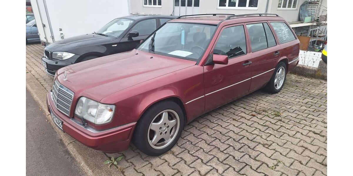 Mercedes-Benz 320 330.000 km 12.900 &euro; Baden-Württemberg - Tiefenbronn 75233