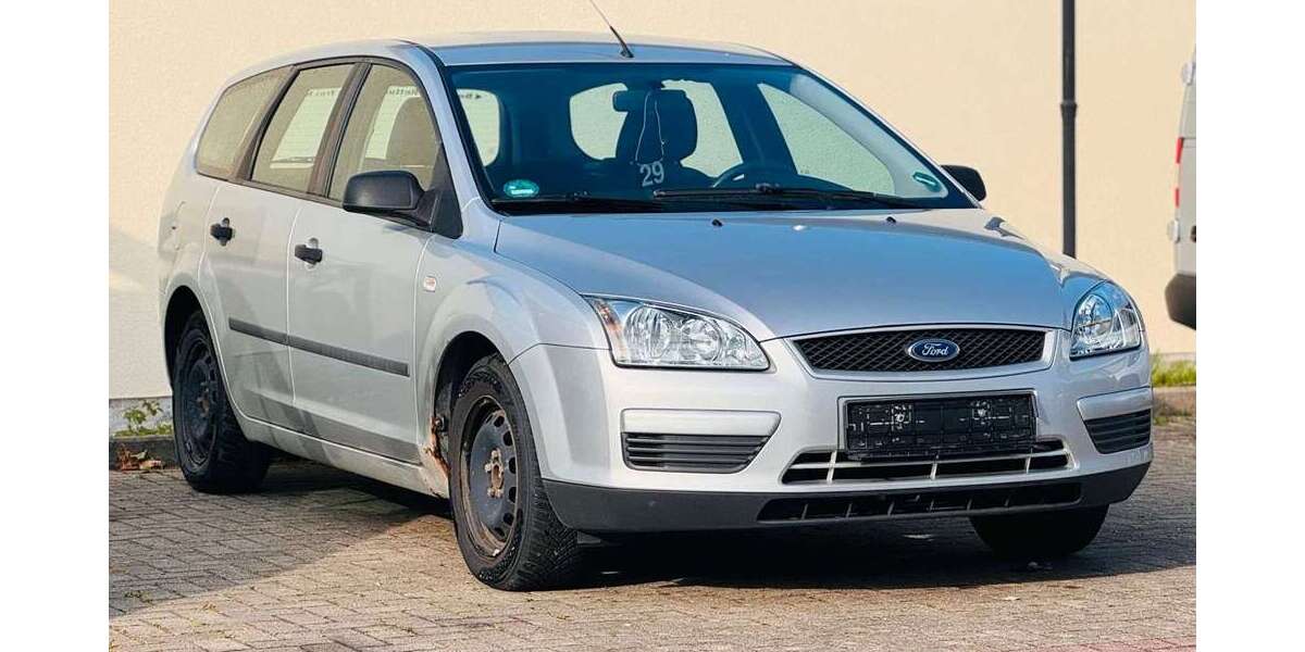 Ford Focus 146.000 km 800 &euro; Au am Rhein 76474