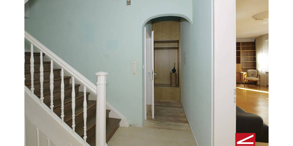 Einfamilienhaus Baden-Baden Weststadt - 9 Zimmer, 192 m&sup2;, 598.000&euro; | Angebot:25692844