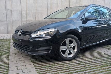 VW Golf 144.000 km 11.499 &euro; Malsch-Völkersbach 76316
