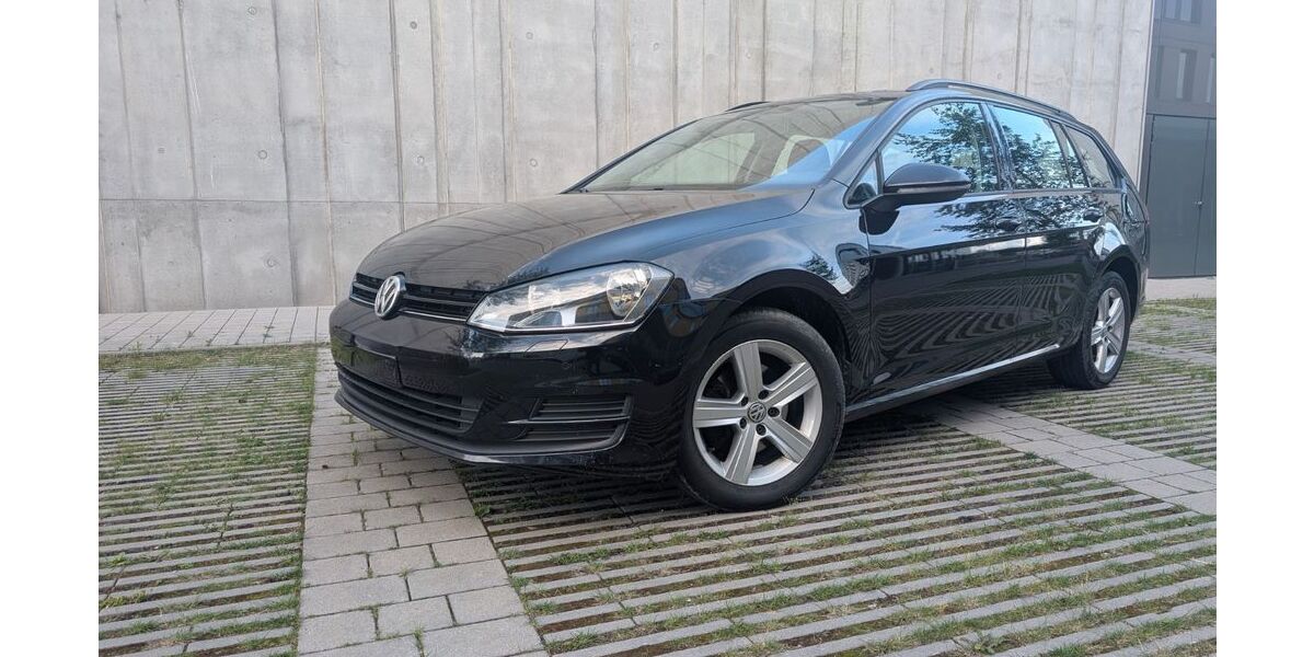 VW Golf 144.000 km 11.499 &euro; Malsch-Völkersbach 76316