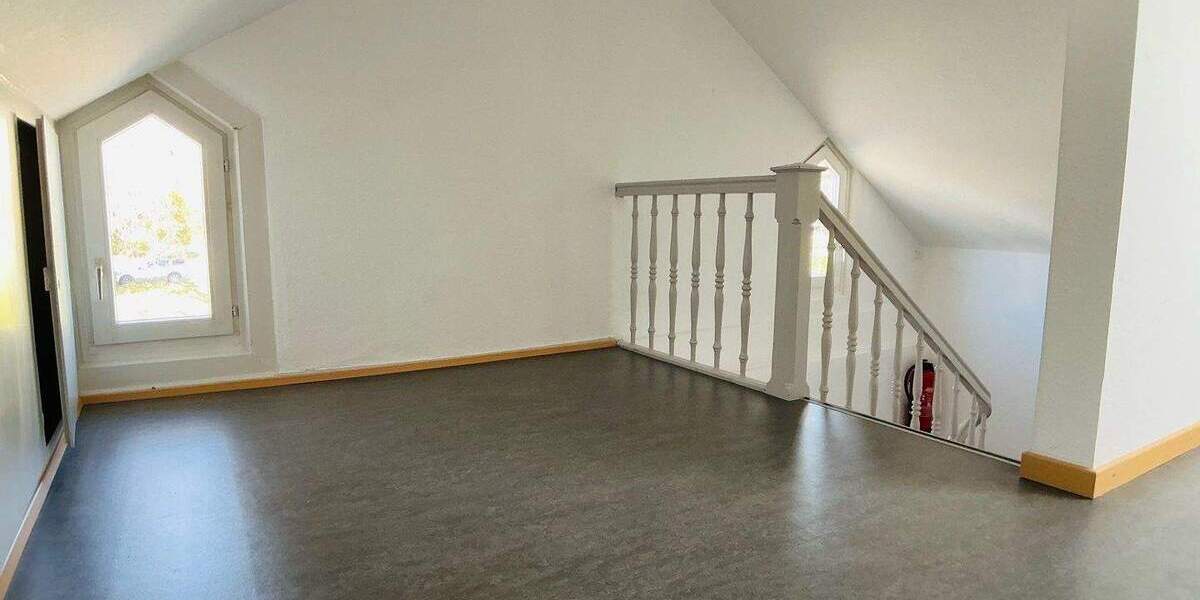 Mehrfamilienhaus, Wohnhaus Gernsbach - 6 Zimmer, 178 m&sup2;, 325.000&euro; | Angebot:25669029