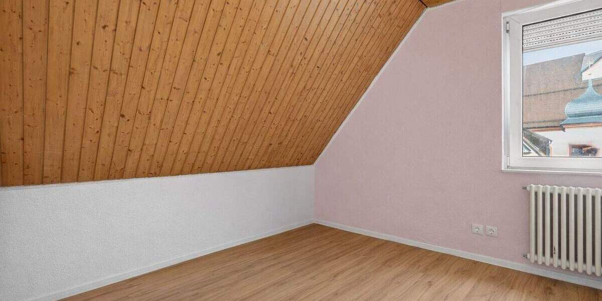 Etagenwohnung Ettlingen - 3 Zimmer, 74 m&sup2;, 285.000&euro; | Angebot:25680954