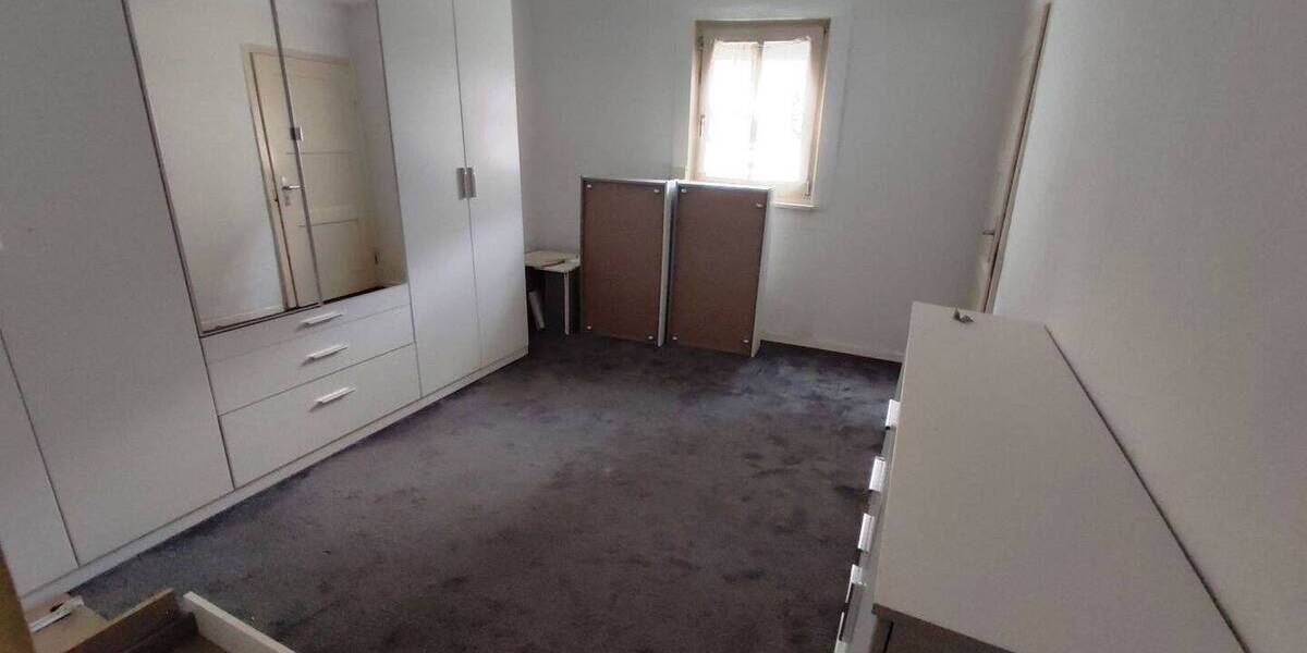 Mehrfamilienhaus, Wohnhaus Gernsbach Hilpertsau - 7 Zimmer, 156 m&sup2;, 179.000&euro; | Angebot:25748643