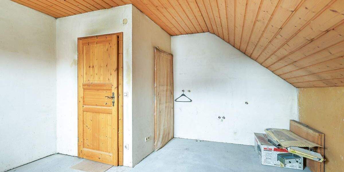 Einfamilienhaus Marxzell / Pfaffenrot Pfaffenrot - 9 Zimmer, 231 m&sup2;, 499.000&euro; | Angebot:25845110