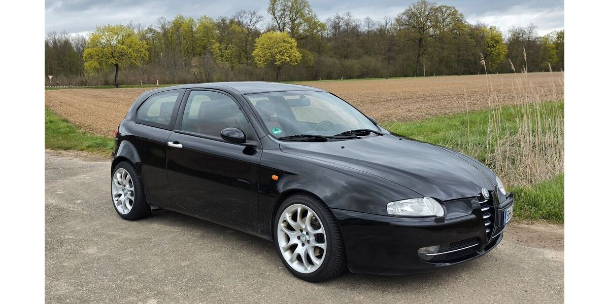 Alfa Romeo 147 251.000 km 1.150 &euro; Bühl 77815