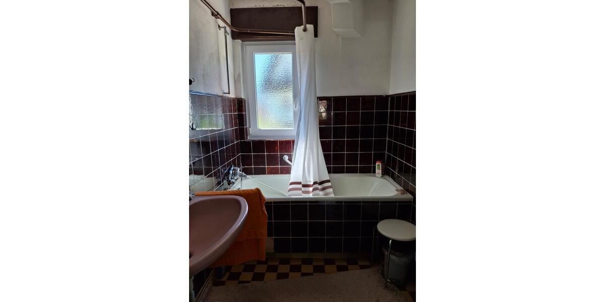 Einfamilienhaus Gernsbach - 7 Zimmer, 168 m&sup2;, 348.000&euro; | Angebot:27005935