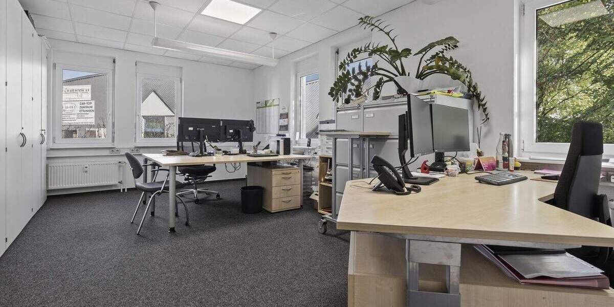 Gewerbeobjekt Ettlingen - 9 Zimmer, 280 m&sup2;, 3.052&euro; | Angebot:25680893