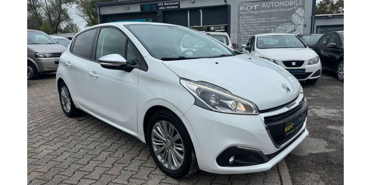 Peugeot 208 80.000 km 5.499 &euro; Baden-Württemberg - Wendlingen am Neckar 73240