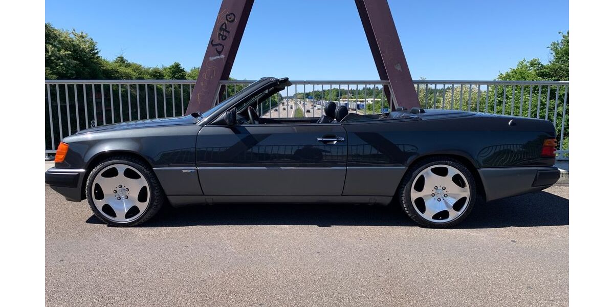 Mercedes-Benz E 300 300.800 km 21.124 &euro; Rastatt 76437