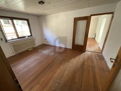 WOHNEN WIE IM URLAUB MIT HERRLICHEM BLICK - Mehrfamilienhaus, Wohnhaus Gernsbach | Angebot:26617578