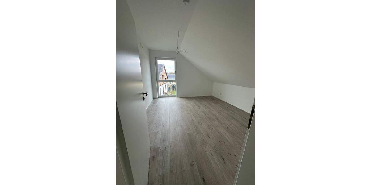 Einfamilienhaus Gaggenau - 5 Zimmer, 141 m&sup2;, 2.200&euro; | Angebot:25797712