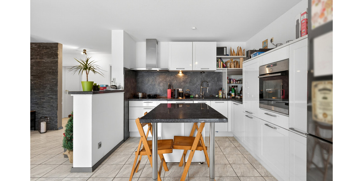 Bezugsfrei: Moderne Wohnung mit Balkon, Einbauküche und Tiefgaragenstellplatz - Etagenwohnung Muggensturm | Angebot:26675705