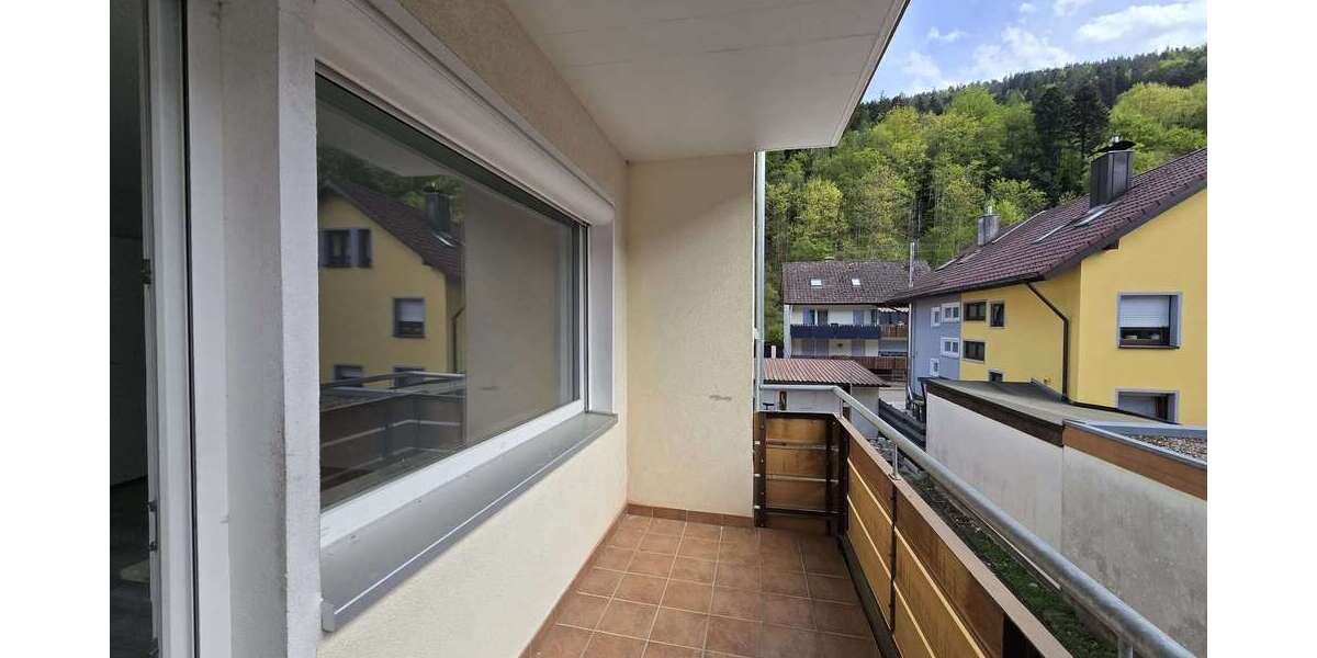 Etagenwohnung Bad Wildbad - 2 Zimmer, 50 m&sup2;, 465&euro; | Angebot:26693828
