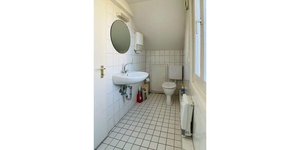 Mehrfamilienhaus, Wohnhaus Gernsbach - 6 Zimmer, 178 m&sup2;, 325.000&euro; | Angebot:25669029