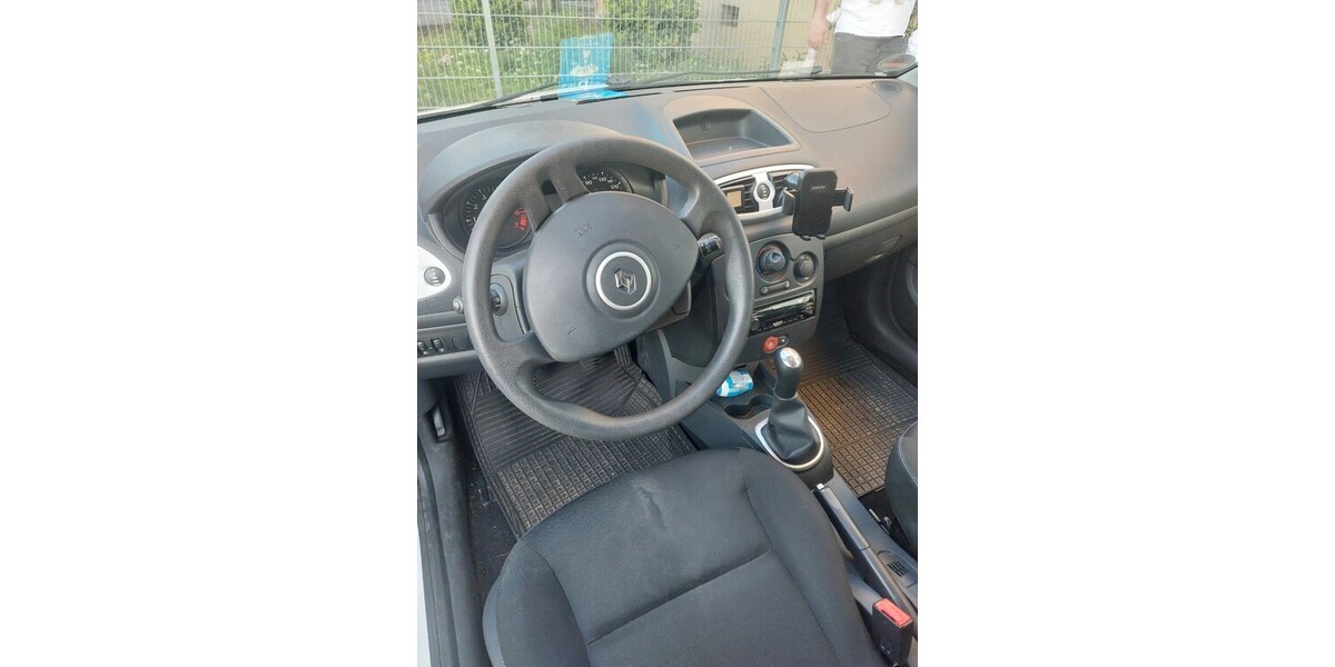 Renault Clio 185.000 km 2.600 &euro; Malsch 76316