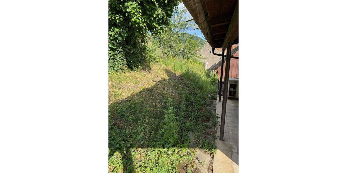 Einfamilienhaus Bühlertal - 8 Zimmer, 250 m&sup2;, 425.000&euro; | Angebot:25756402