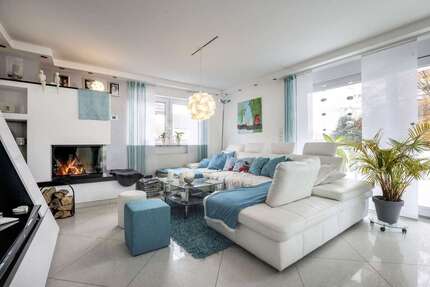 Haus Bad Herrenalb - 8 Zimmer, 230 m&sup2;, 748.000&euro; | Angebot:22180654