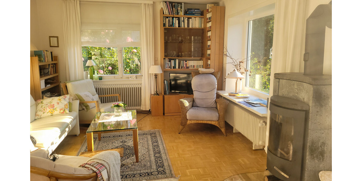 RESERVIERT - Schönes Landhaus mit Einliegerwohnung - Einfamilienhaus Bad Wildbad | Angebot:25867176