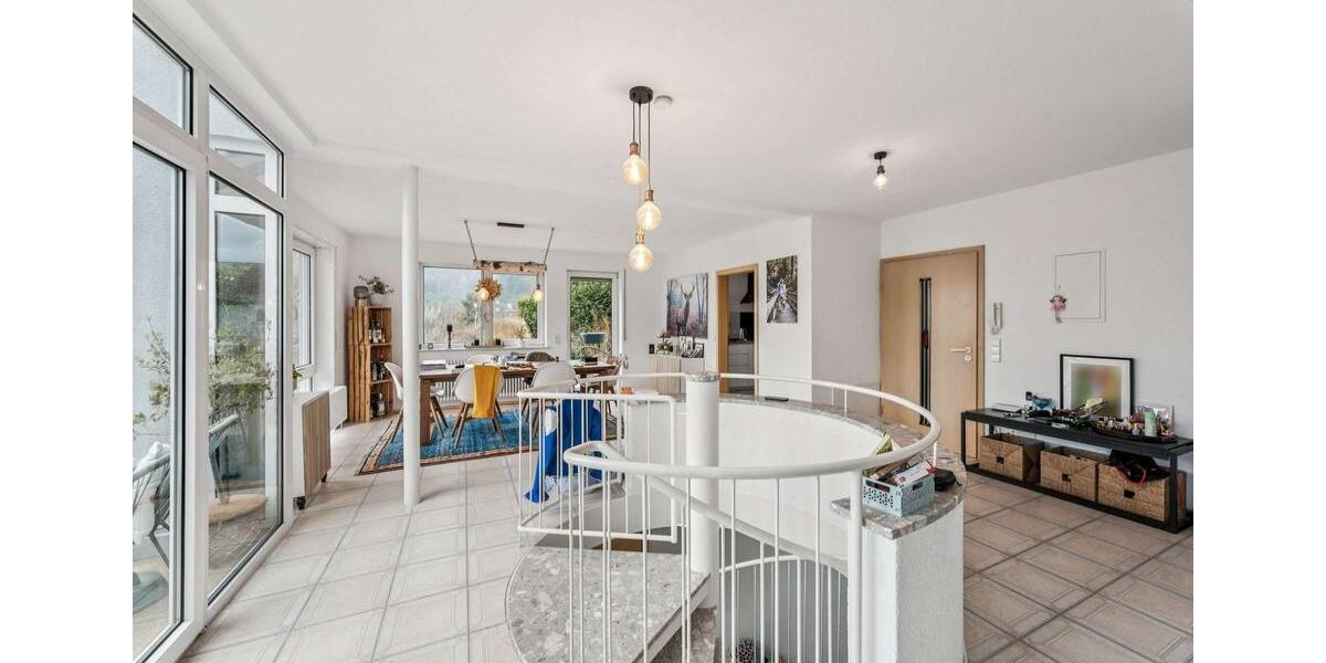 Etagenwohnung Forbach - 4 Zimmer, 134 m&sup2;, 1.200&euro; | Angebot:25561032