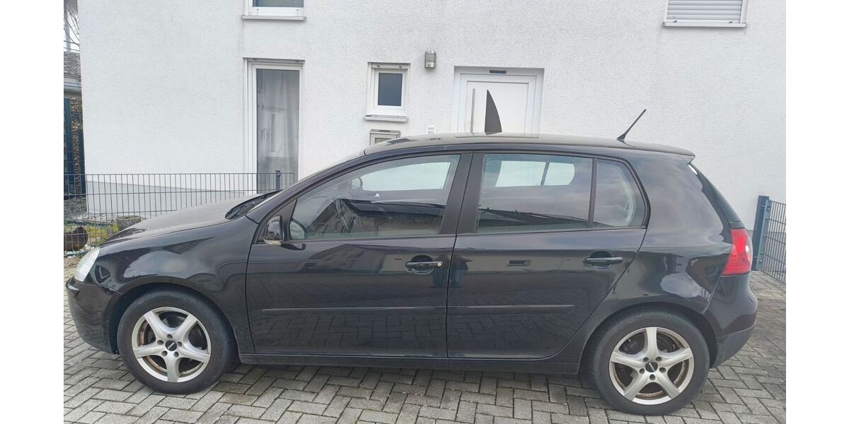 VW Golf 172.000 km 3.000 &euro; Sinzheim 76547