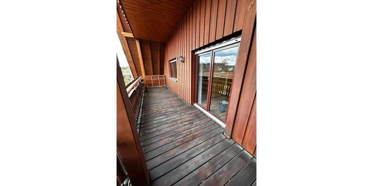 Dachgeschoßwohnung Neuweiler - 4.5 Zimmer, 110 m&sup2;, 1.200&euro; | Angebot:25398892