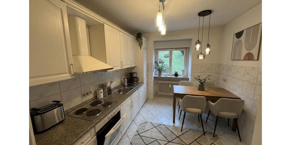 Etagenwohnung Baden-Baden Baden - 3 Zimmer, 82 m&sup2;, 1.250&euro; | Angebot:25329902