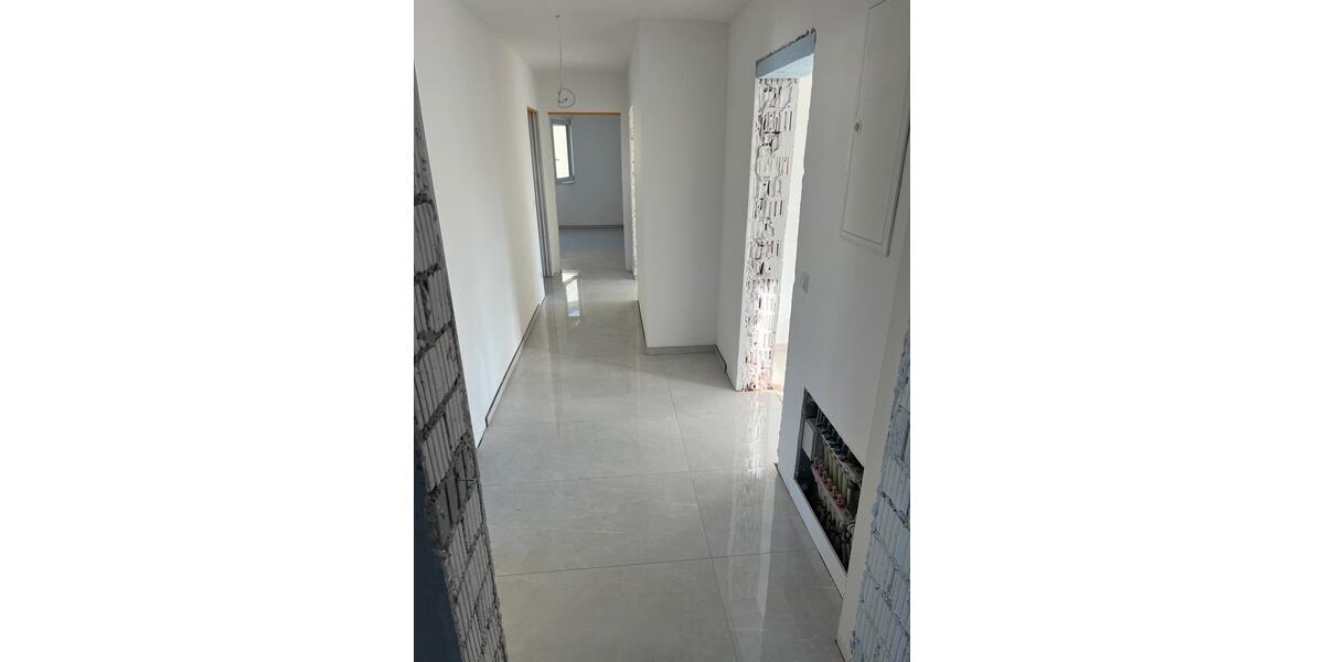 Erdgeschoßwohnung Rastatt - 3 Zimmer, 82 m&sup2;, 1.300&euro; | Angebot:23808277