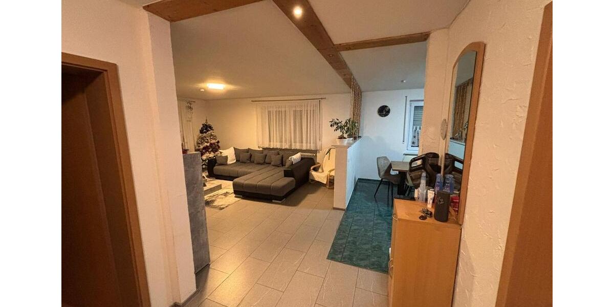 Etagenwohnung Seewald - 4 Zimmer, 98 m&sup2;, 900&euro; | Angebot:25639524