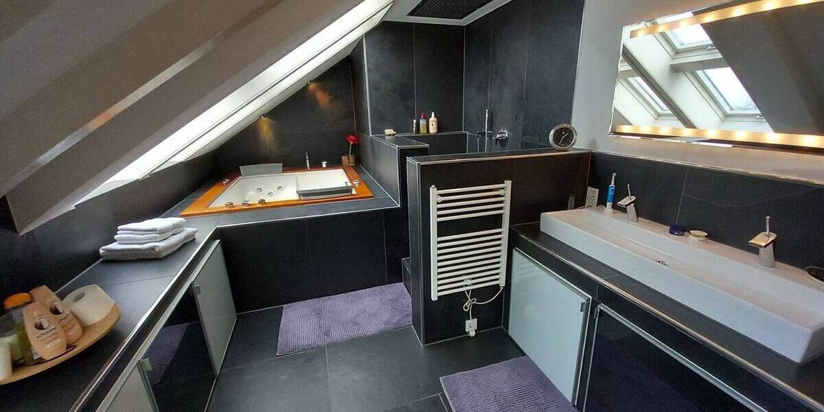 Einfamilienhaus Marxzell Pfaffenrot - 9 Zimmer, 309 m&sup2;, 1.090.000&euro; | Angebot:25666919